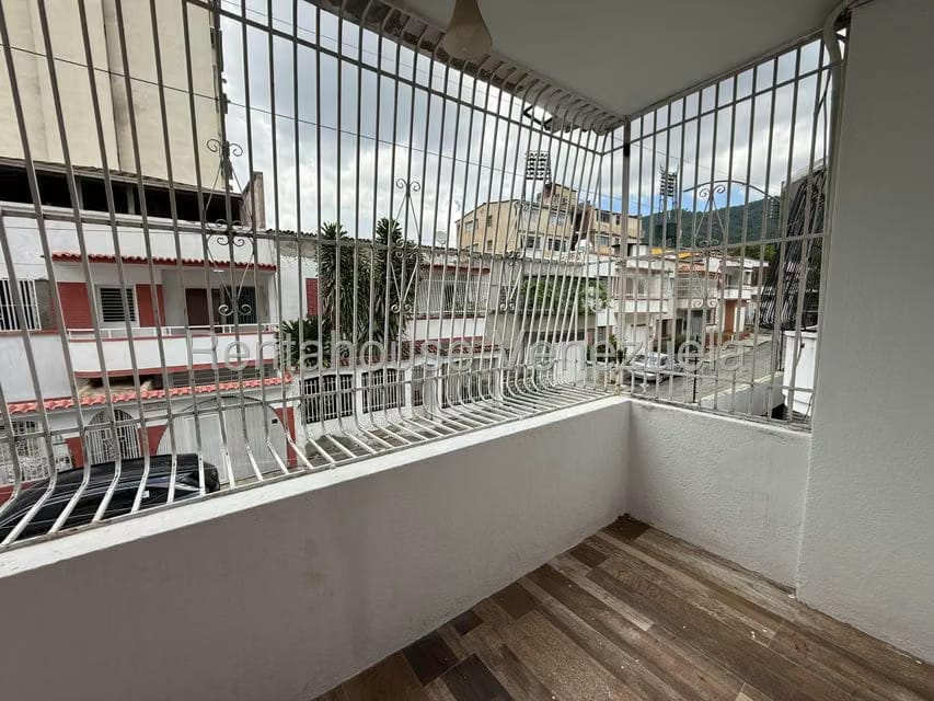 Casa (Multipes Niveles) en Venta en El Paraiso, Distrito Metropolitano - 16