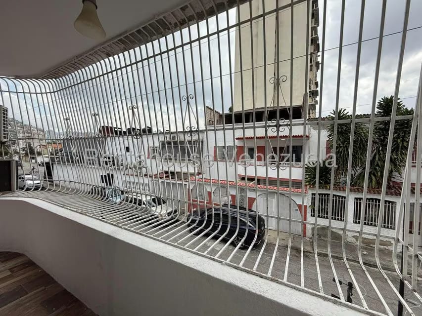Casa (Multipes Niveles) en Venta en El Paraiso, Distrito Metropolitano - 17