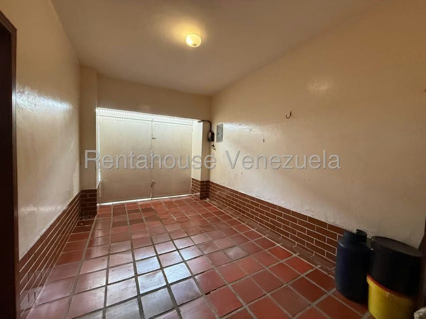 Casa (Multipes Niveles) en Venta en El Paraiso, Distrito Metropolitano - 25