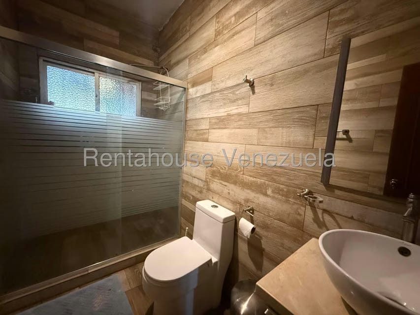 Casa (Multipes Niveles) en Venta en El Paraiso, Distrito Metropolitano - 7
