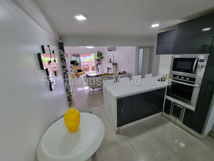 Apartamento (1 Nivel) en Venta en Parque Caiza, Distrito Metropolitano - 2