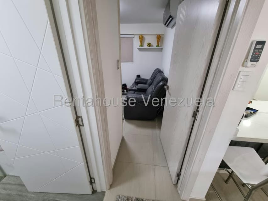 Apartamento (1 Nivel) en Venta en Parque Caiza, Distrito Metropolitano - 21