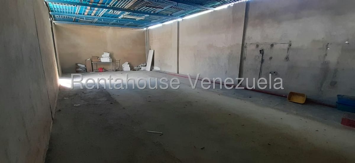 Comercial (Galpon - Deposito) en Alquiler en Centro, Lara - 6