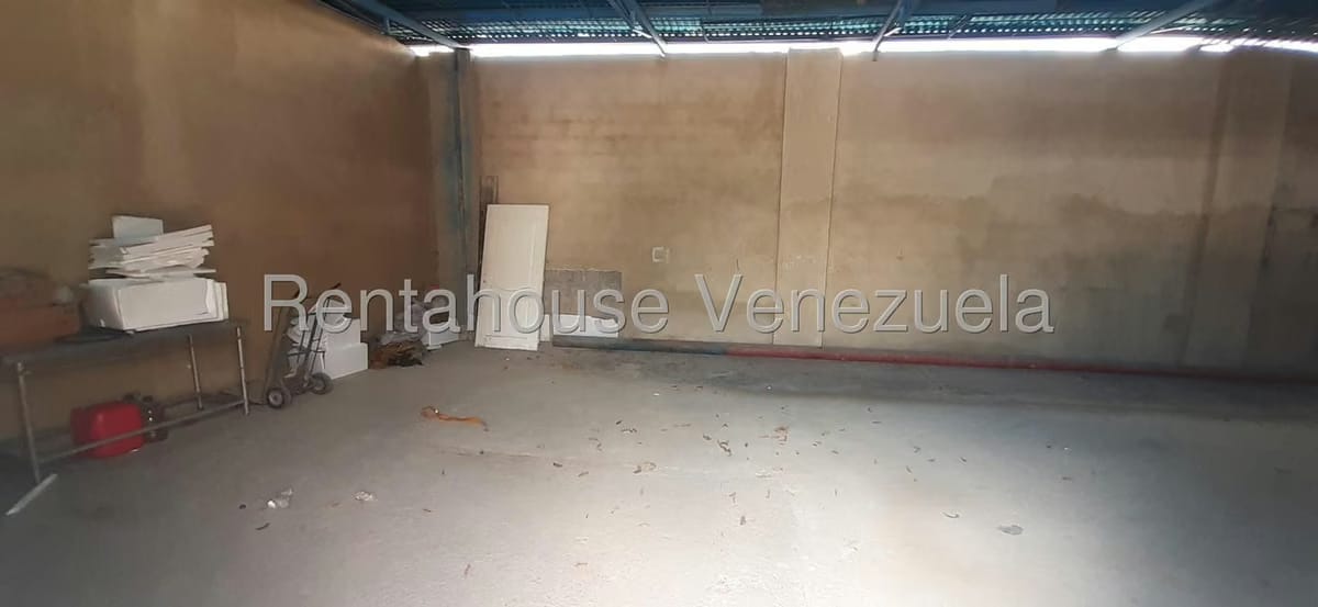 Comercial (Galpon - Deposito) en Alquiler en Centro, Lara - 9