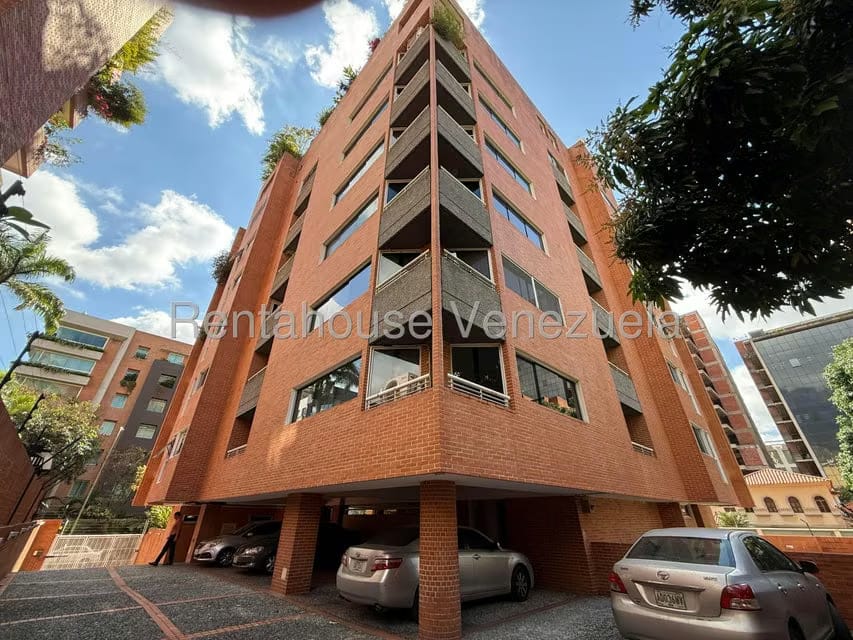 Apartamento (1 Nivel) en Alquiler en Campo Alegre, Distrito Metropolitano - 20