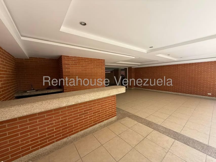 Apartamento (1 Nivel) en Alquiler en Campo Alegre, Distrito Metropolitano - 21
