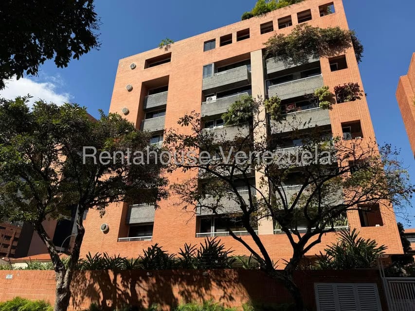 Apartamento (1 Nivel) en Alquiler en Campo Alegre, Distrito Metropolitano - 24