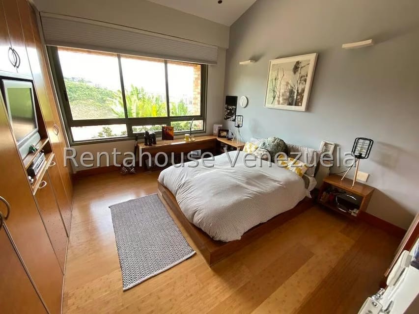 Casa (Multipes Niveles) en Venta en Mirador de Los Campitos I, Distrito Metropolitano - 31