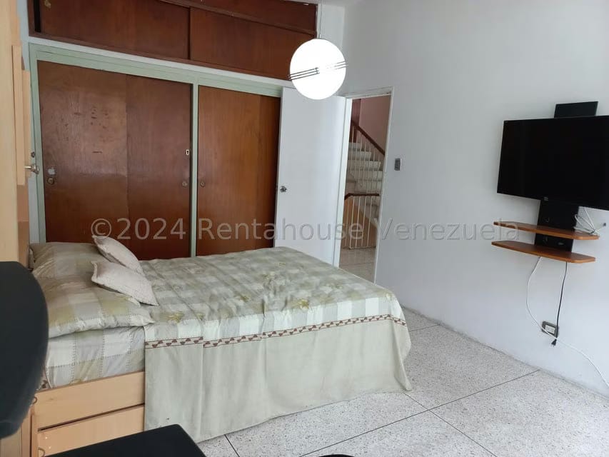 Casa (Multipes Niveles) en Venta en Prados del Este, Distrito Metropolitano - 30