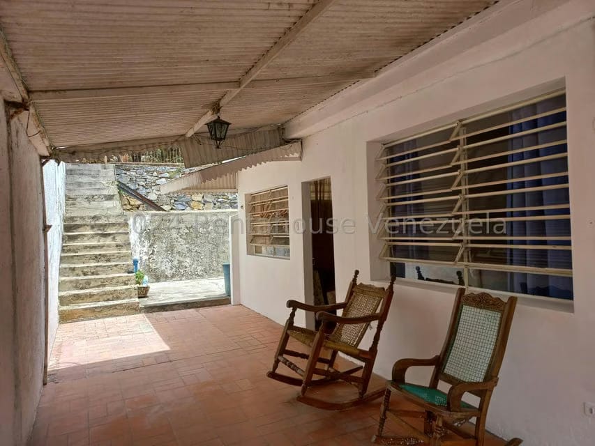 Casa (Multipes Niveles) en Venta en Prados del Este, Distrito Metropolitano - 52