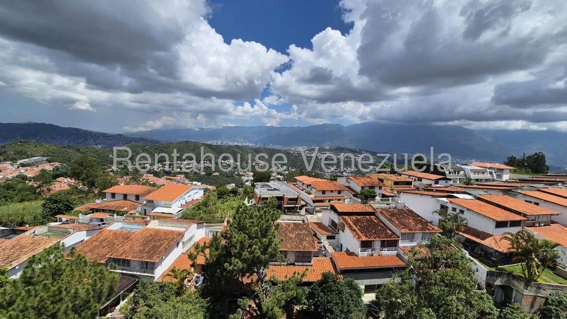 Apartamento (Duplex) en Venta en Lomas de Prados del Este, Distrito Metropolitano - 36