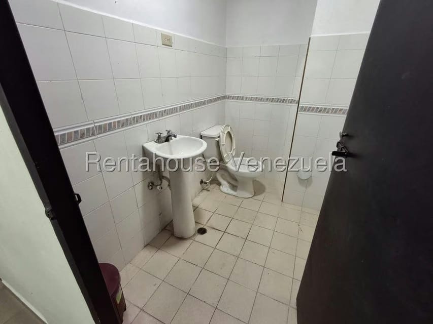 Comercial (Local Comercial) en Alquiler en Centro, Lara - 8