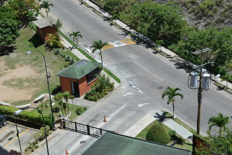 Apartamento (1 Nivel) en Venta en Terrazas de Guaicoco, Distrito Metropolitano - 28