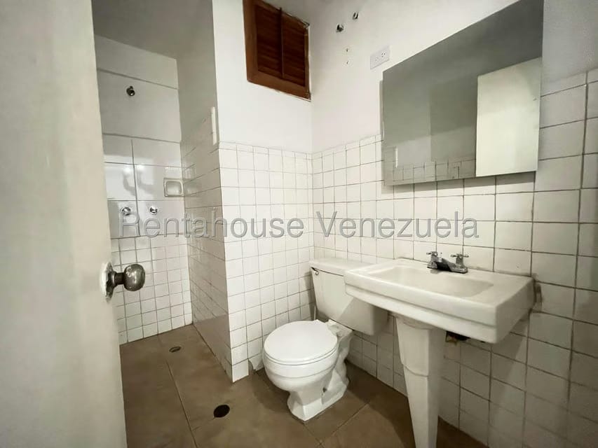Comercial (Local Comercial) en Alquiler en Zona Centro, Aragua - 12