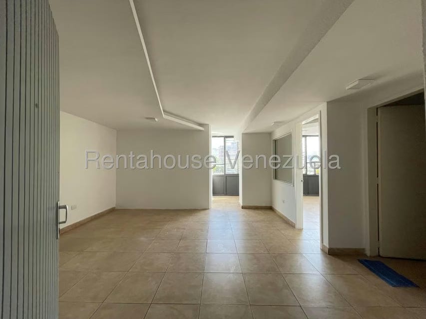 Comercial (Local Comercial) en Alquiler en Zona Centro, Aragua - 10