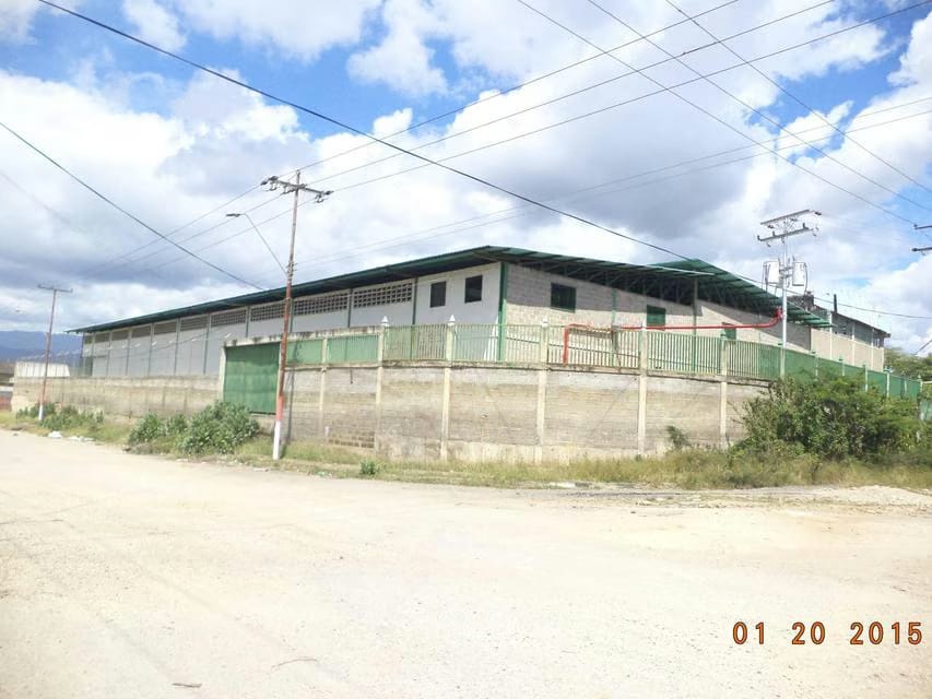 Comercial (Industrial) en Venta en La Raiza, Miranda - 3