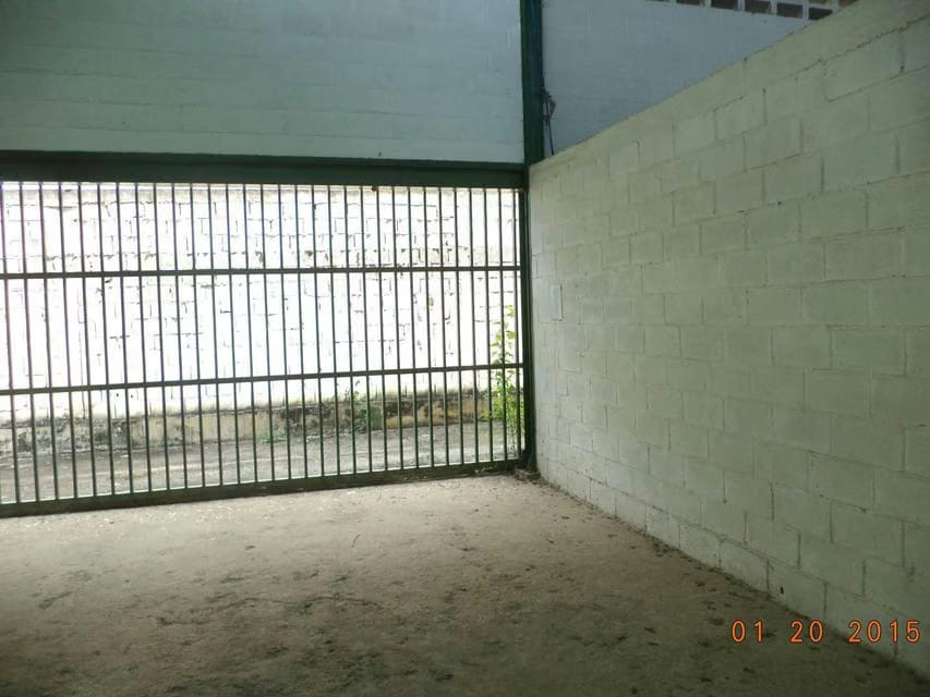 Comercial (Industrial) en Venta en La Raiza, Miranda - 24