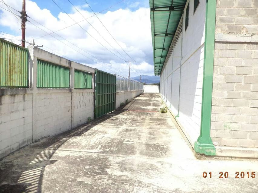 Comercial (Industrial) en Venta en La Raiza, Miranda - 10