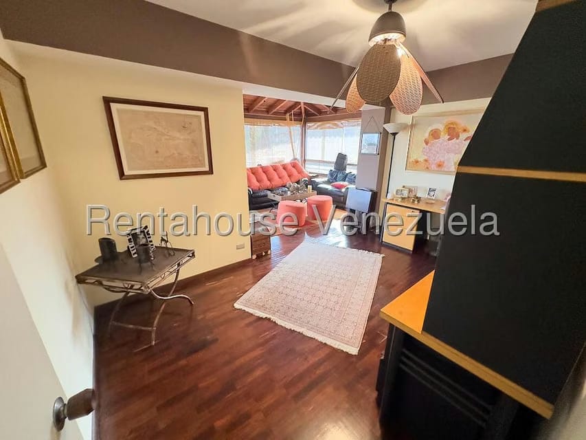 Apartamento (Duplex) en Venta en La Tahona, Distrito Metropolitano - 18