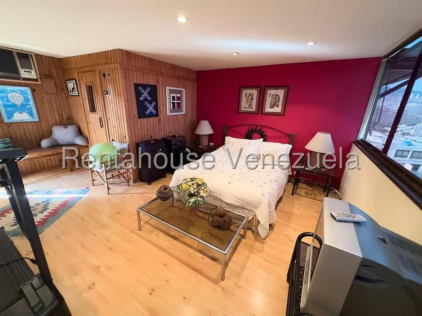 Apartamento (Duplex) en Venta en La Tahona, Distrito Metropolitano - 26
