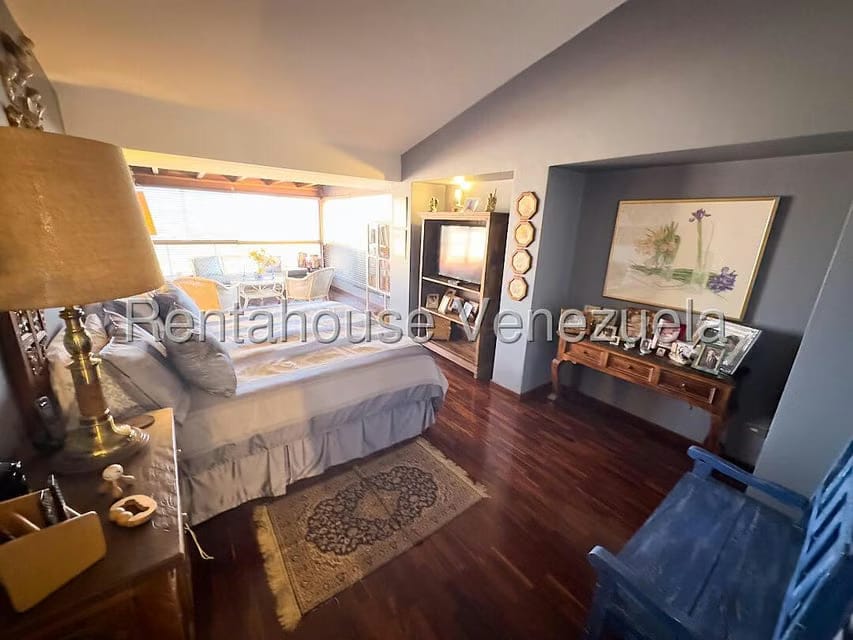 Apartamento (Duplex) en Venta en La Tahona, Distrito Metropolitano - 35