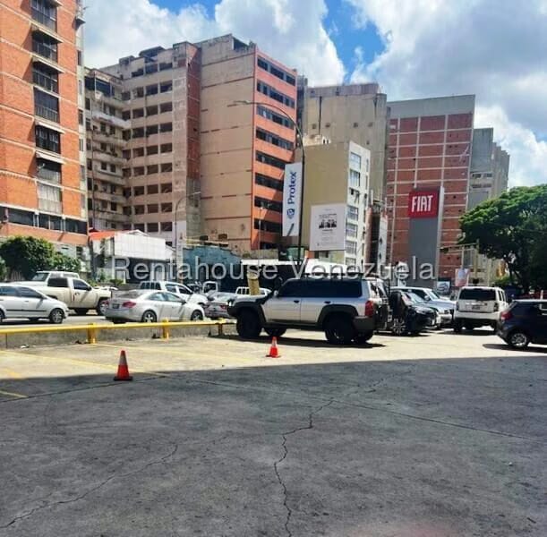 Comercial (Oficina) en Alquiler en El Rosal, Distrito Metropolitano
