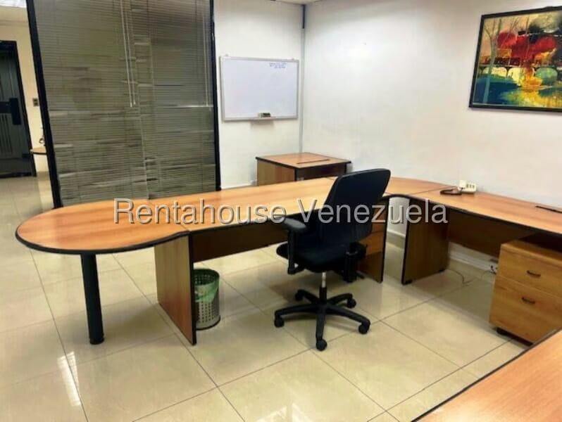 Comercial (Oficina) en Alquiler en El Rosal, Distrito Metropolitano - 6