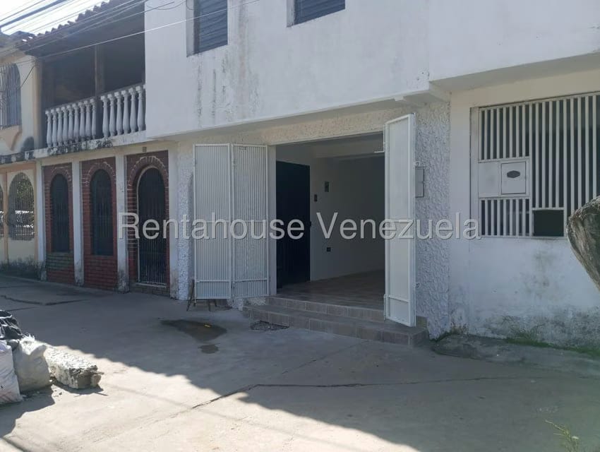 Comercial (Local Comercial) en Alquiler en Centro, Lara - 4
