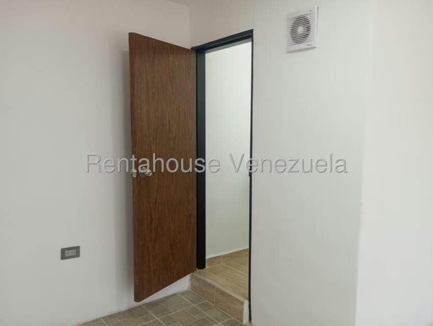 Comercial (Local Comercial) en Alquiler en Centro, Lara - 10