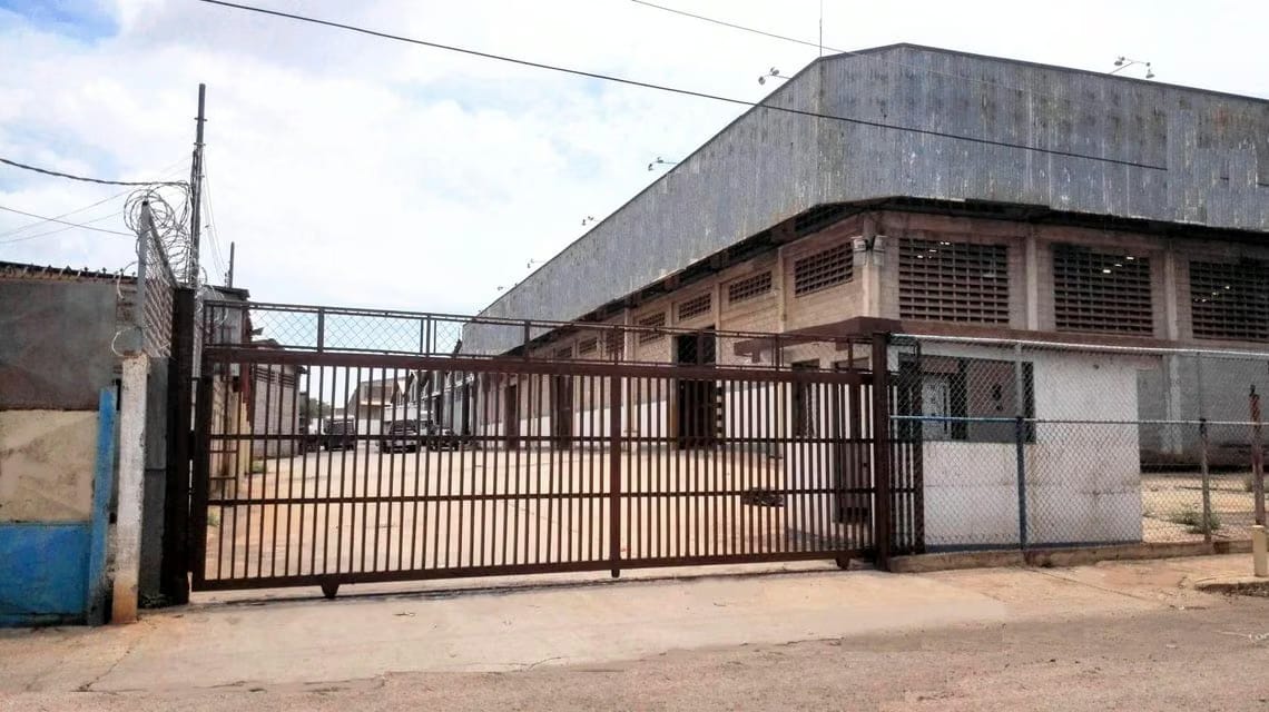 Comercial (Galpon - Deposito) en Venta en Zona Industrial Sur, Zulia