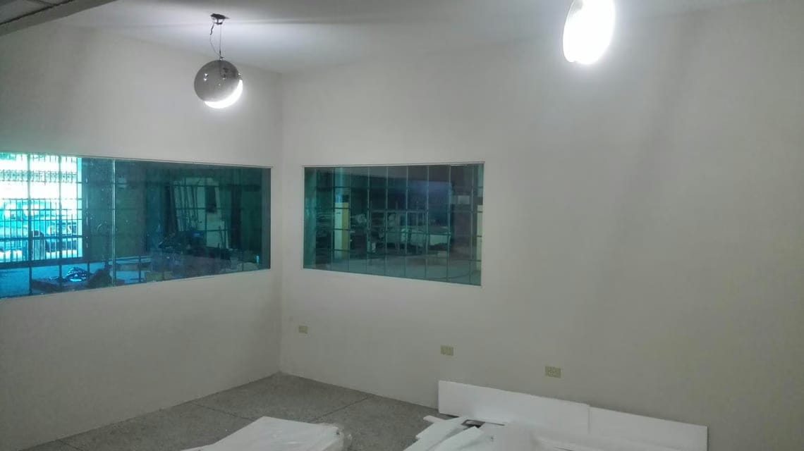 Comercial (Galpon - Deposito) en Venta en Zona Industrial Sur, Zulia - 28
