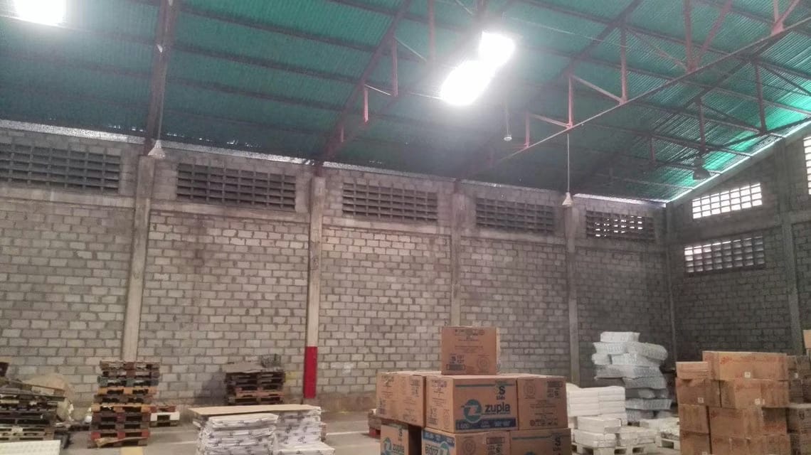Comercial (Galpon - Deposito) en Venta en Zona Industrial Sur, Zulia - 52