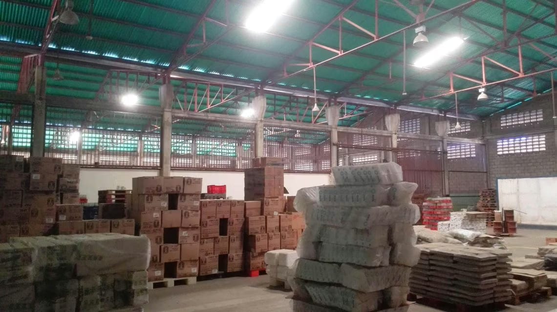 Comercial (Galpon - Deposito) en Venta en Zona Industrial Sur, Zulia - 54
