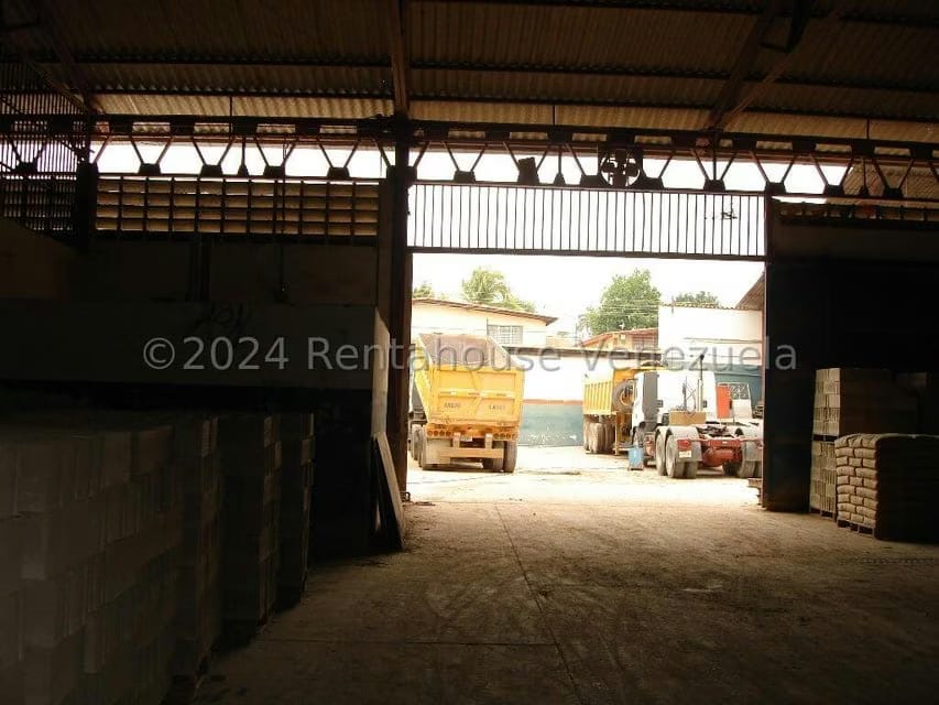 Comercial (Local Comercial) en Venta en La Cooperativa, Aragua - 85