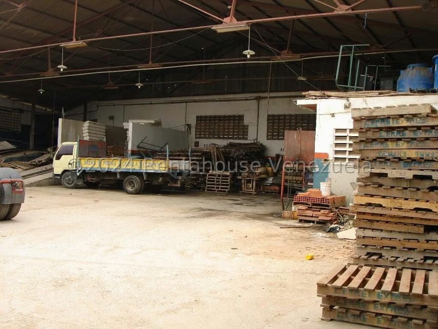Comercial (Local Comercial) en Venta en La Cooperativa, Aragua - 87