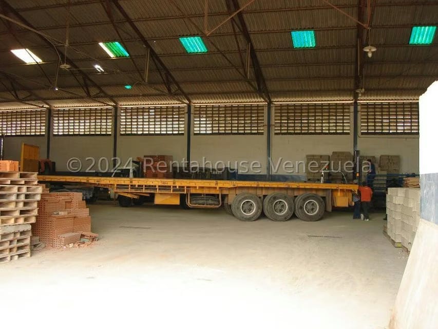 Comercial (Local Comercial) en Venta en La Cooperativa, Aragua - 89
