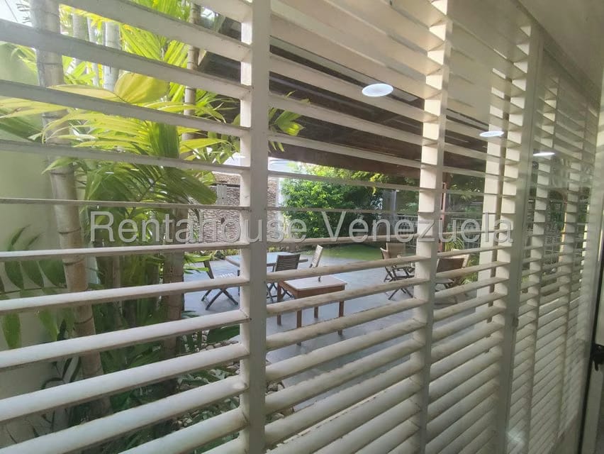 Comercial (Oficina) en Venta en Tierra Negra, Zulia - 135