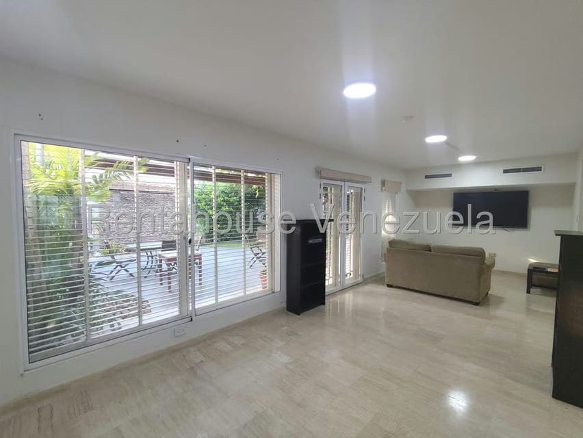 Comercial (Oficina) en Venta en Tierra Negra, Zulia - 139