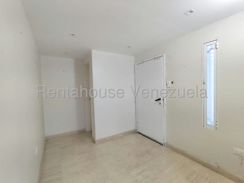 Comercial (Oficina) en Venta en Tierra Negra, Zulia - 34