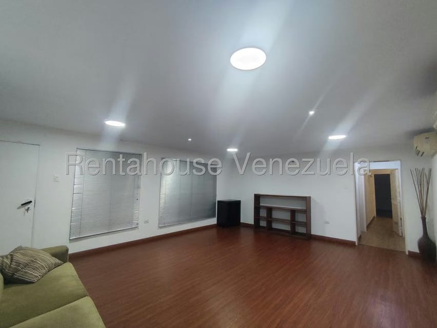 Comercial (Oficina) en Venta en Tierra Negra, Zulia - 51