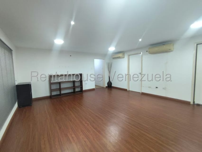 Comercial (Oficina) en Venta en Tierra Negra, Zulia - 63