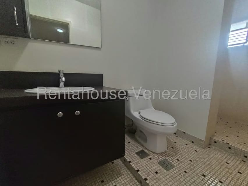 Comercial (Oficina) en Venta en Tierra Negra, Zulia - 73