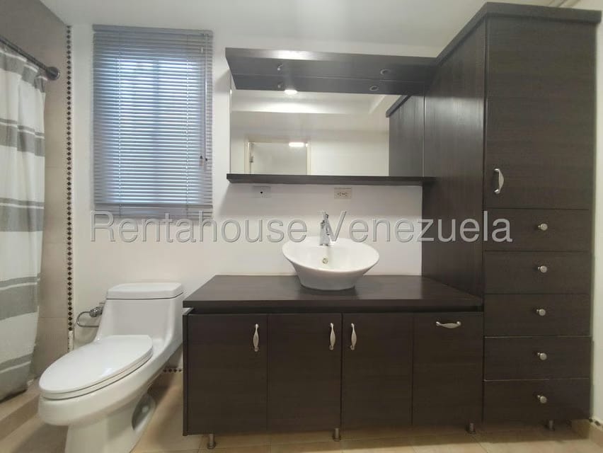 Comercial (Oficina) en Venta en Tierra Negra, Zulia - 95