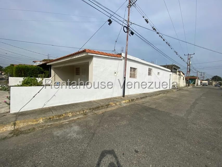 Casa (1 Nivel) en Venta en Villas Trabsider, Lara - 4