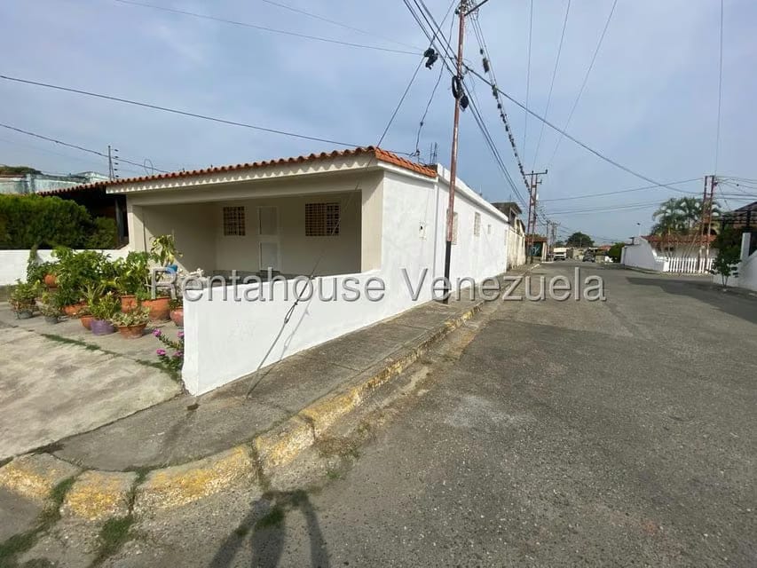 Casa (1 Nivel) en Venta en Villas Trabsider, Lara - 46
