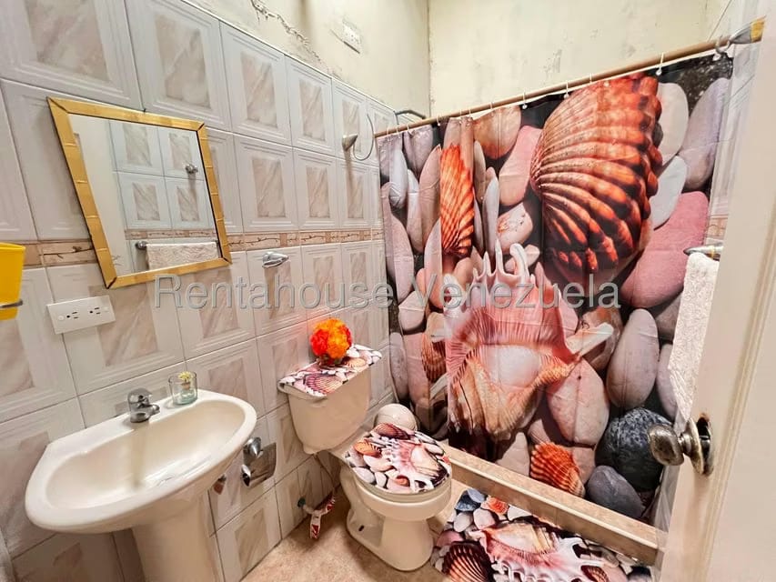 Casa (Multipes Niveles) en Venta en La Fontana, Aragua - 17