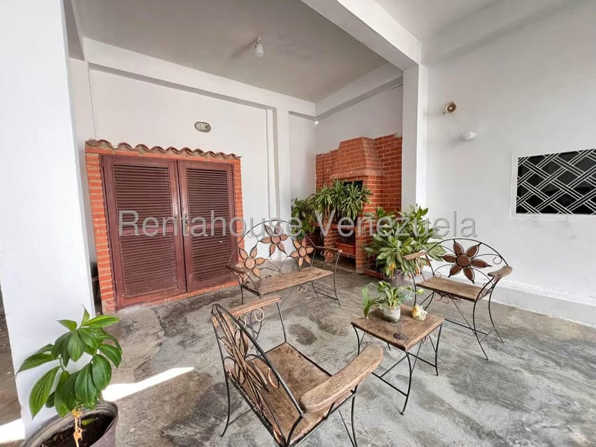Casa (Multipes Niveles) en Venta en La Fontana, Aragua - 6