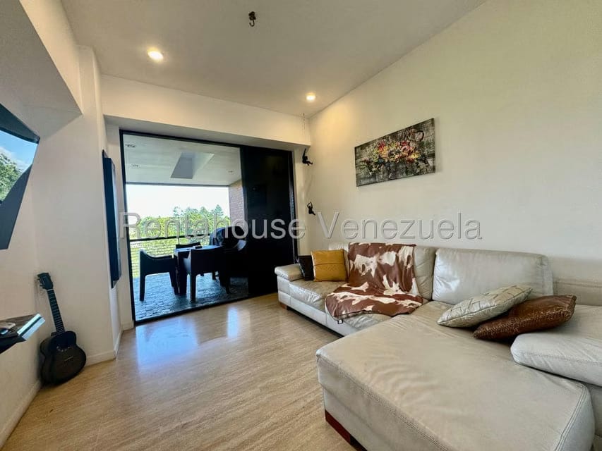 Apartamento (1 Nivel) en Venta en La Lagunita Country Club, Distrito Metropolitano - 13