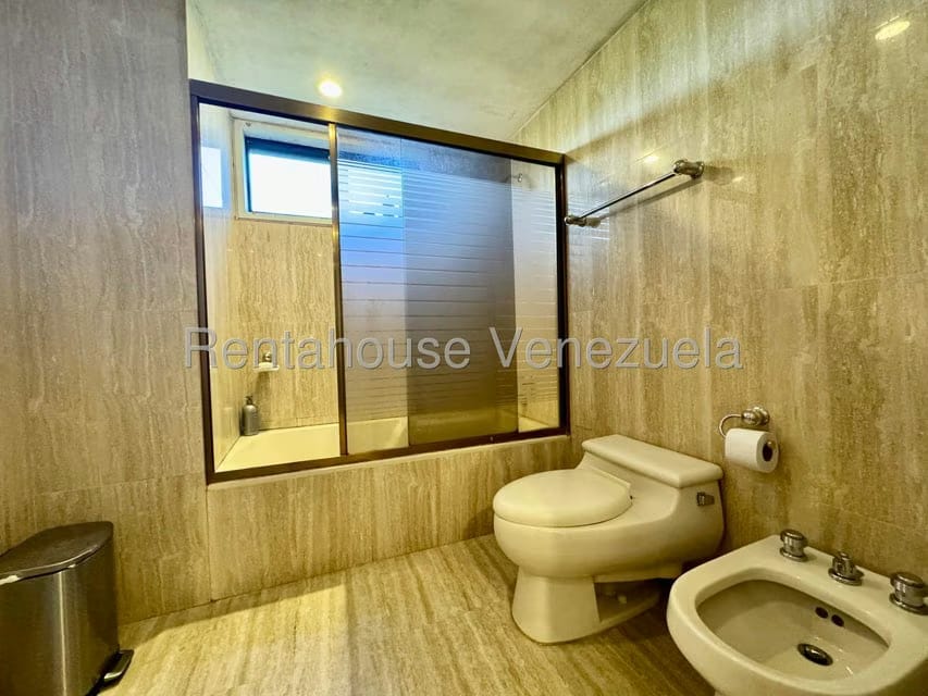 Apartamento (1 Nivel) en Venta en La Lagunita Country Club, Distrito Metropolitano - 18
