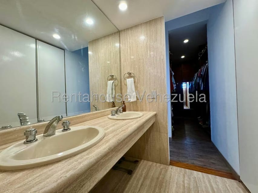 Apartamento (1 Nivel) en Venta en La Lagunita Country Club, Distrito Metropolitano - 19